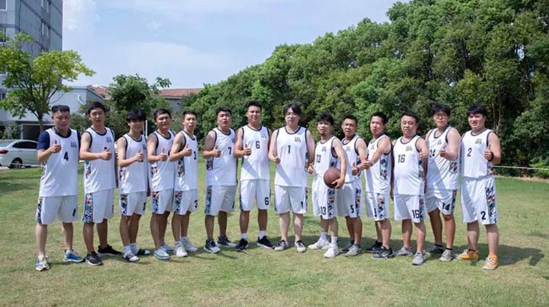 阳光w88win中文手机版，，，，，，勇敢向前！丨w88win中文手机版科技篮球俱乐部建设啦